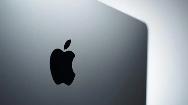 iPhone 18 Pro Max: En Ağır ve En Kalın iPhone Olacak - Teknoloji haberleri kategorisinden